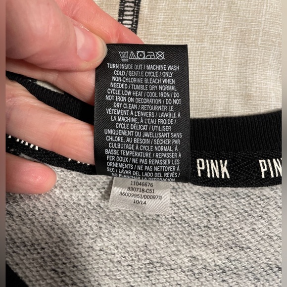 Victoria's Secret PINK Cozy Gray Sweatshirt with Logo Detail (M) EUC - Picture 7 of 10